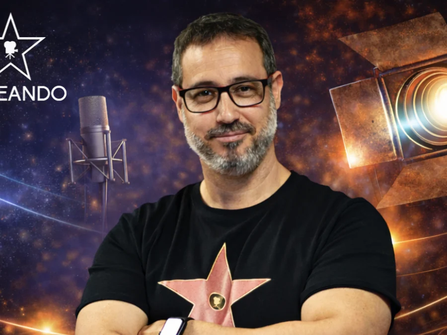 Pedro J. Fernández, profesor y director de Vozeando